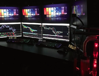 私のトレードルーム紹介 コウスケ 投資ナビ 投資戦略 トレード手法 相場分析 ツール 自動売買等の流通プラットフォーム Gogojungle